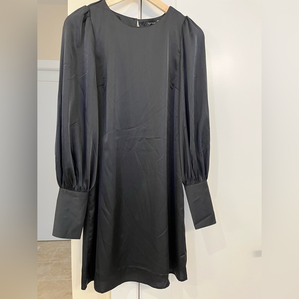 Banana Republic. Womens xs black satin dress.  Size 2. NWT.